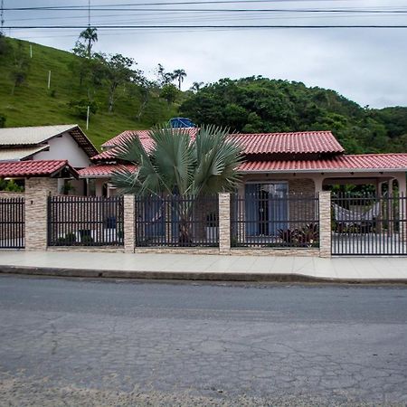 Pe Do Morro Pousada Penha  Ngoại thất bức ảnh